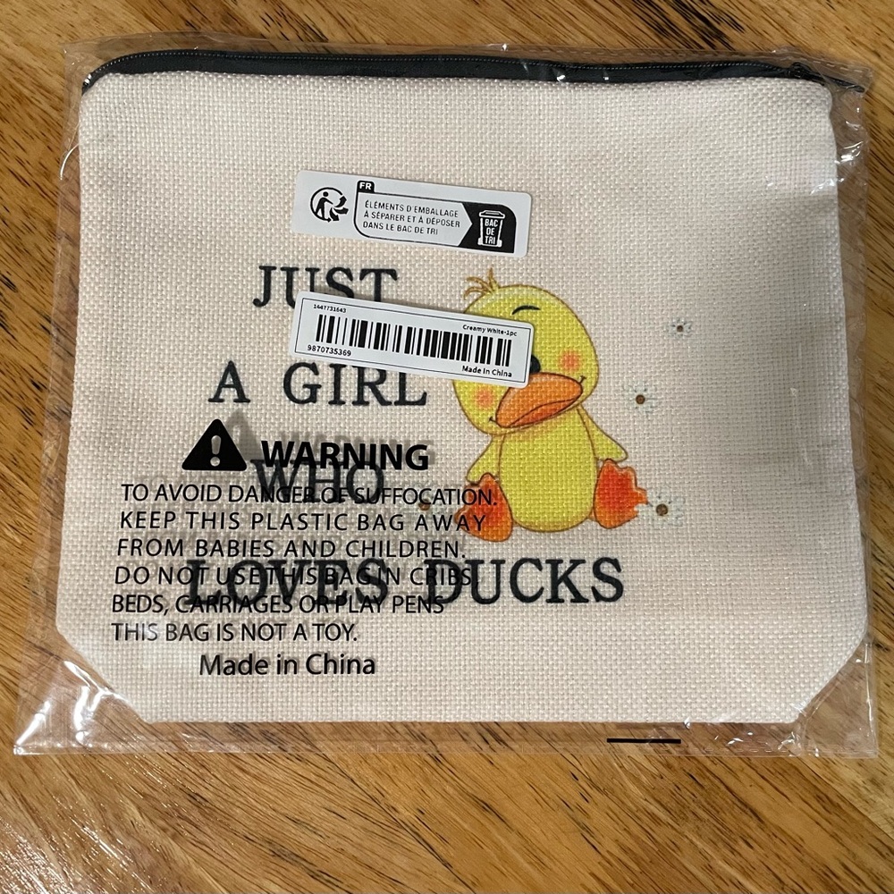 Just a Girl Who Loves Ducks Makeup Bag - Picture 4 of 4